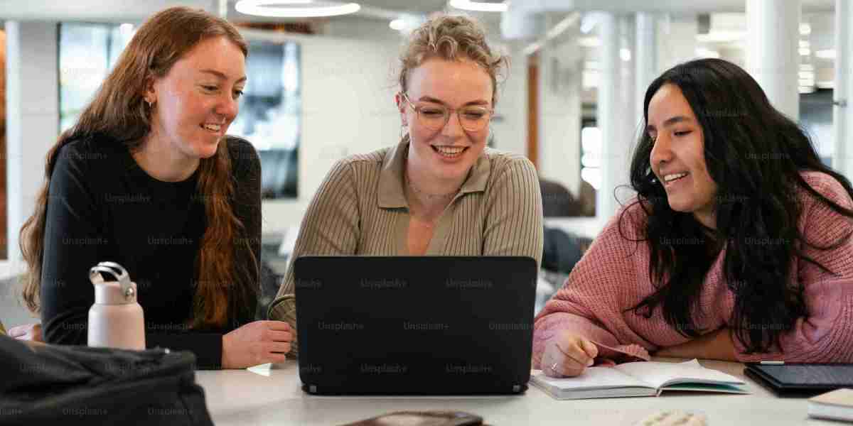 Coursework Writing Help: A Complete Guide for Struggling Students