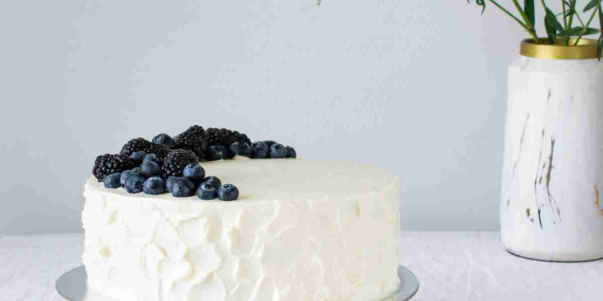 Top 5 Mistakes to Avoid When Ordering Your Wedding Cake